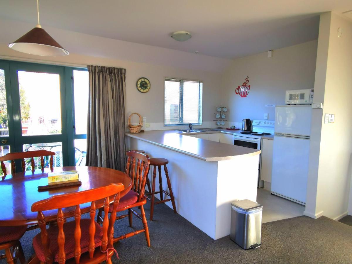 أكارو Les Troupes Apartments المظهر الخارجي الصورة