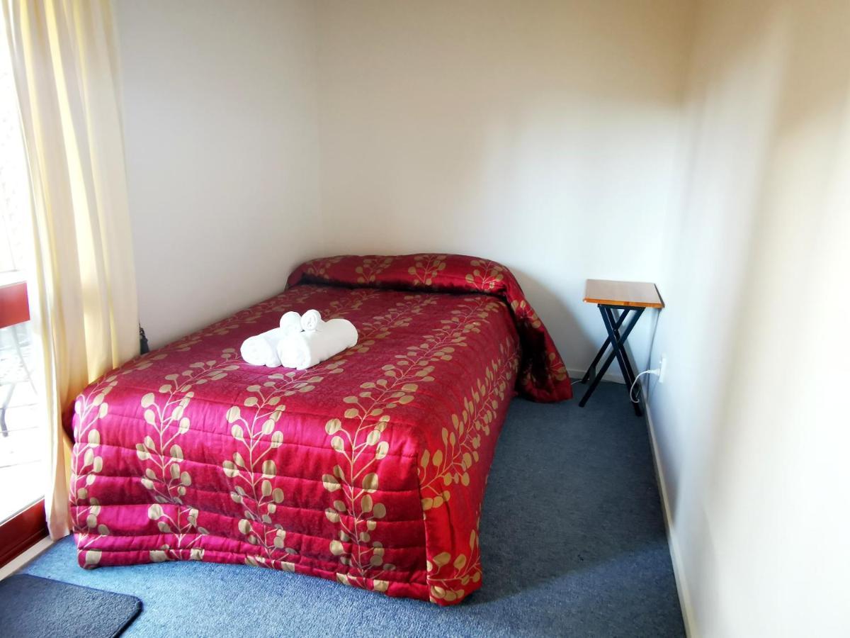 أكارو Les Troupes Apartments المظهر الخارجي الصورة