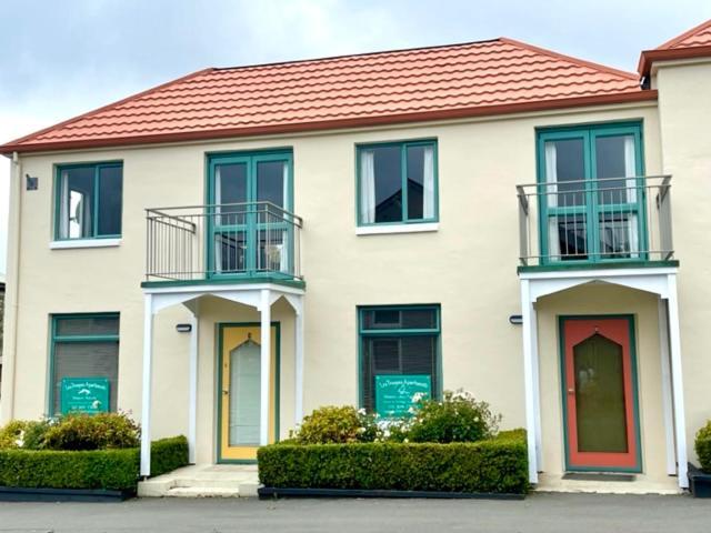 أكارو Les Troupes Apartments المظهر الخارجي الصورة